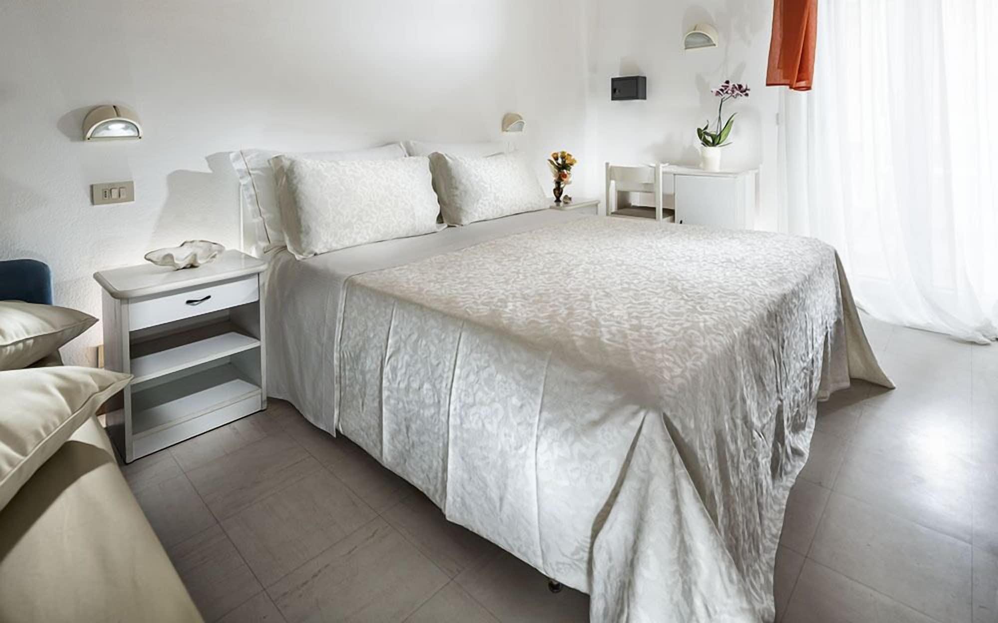Hotel Capinera Римини Экстерьер фото